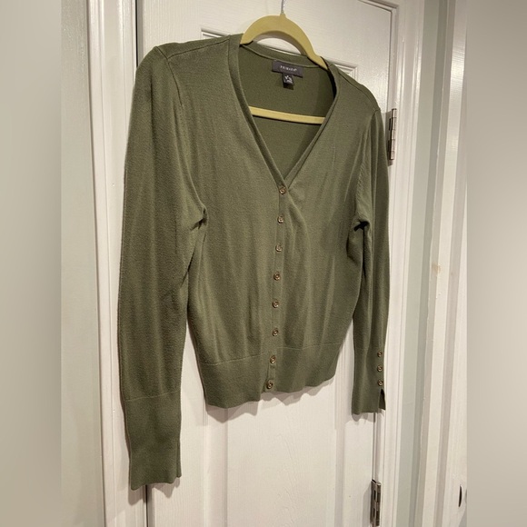 Primark Size M Sage Green Long Sleeve Gold Button V Neck Lightweight Cardigan - Picture 4 of 11